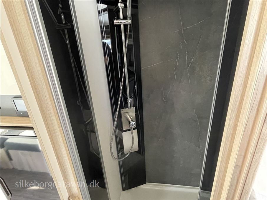 Elnagh T-Loft 532